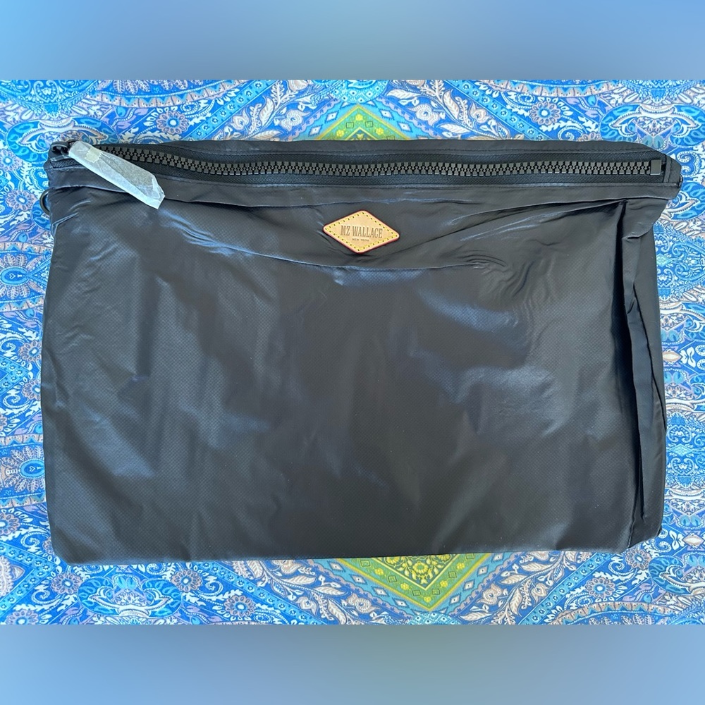 Large MZ Wallace Lightweight Zip Pouch for Accessories - Picture 3 of 5